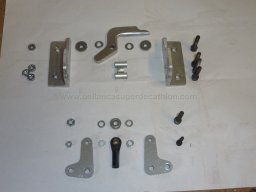 Towing hook assembly (23)